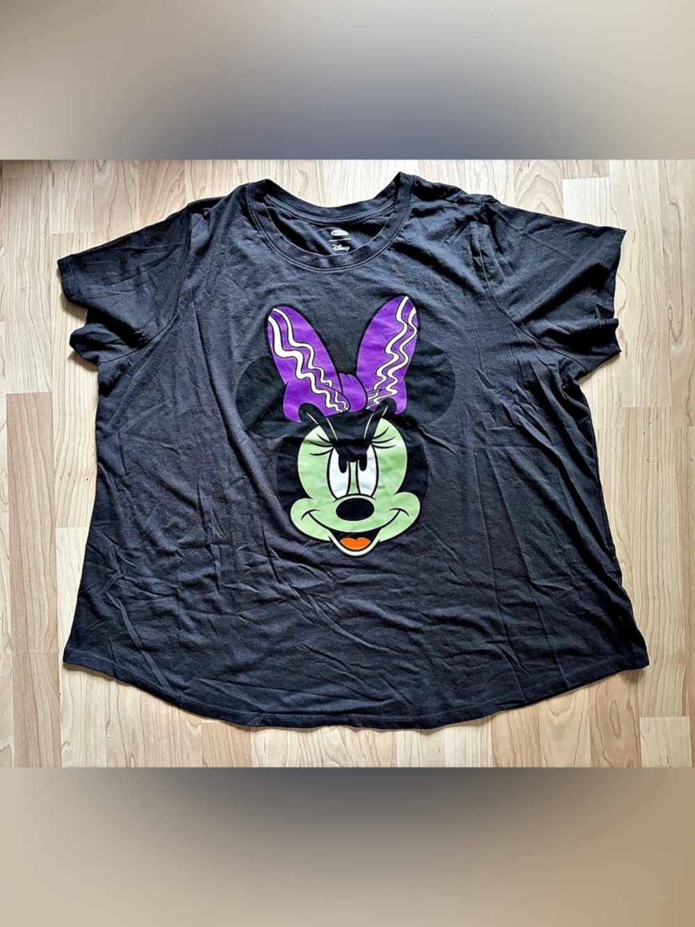 Old Navy Disney Minnie Mouse Halloween Graphic Tee Black & Purple 3X